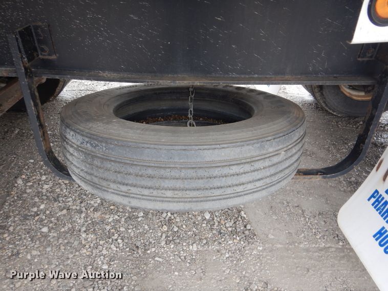 image for item GD9194 2008 Utility Trailer FS2CHA flatbed trailer