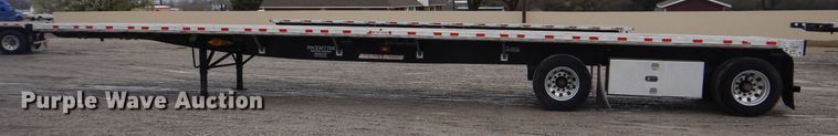 image for item GD9195 2013 Great Dane flatbed trailer