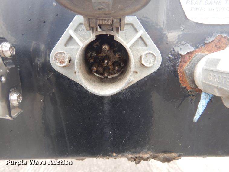 image for item GD9195 2013 Great Dane flatbed trailer