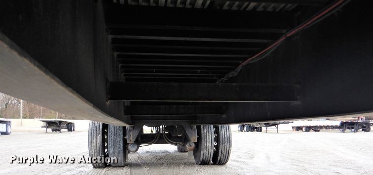 image for item GD9195 2013 Great Dane flatbed trailer