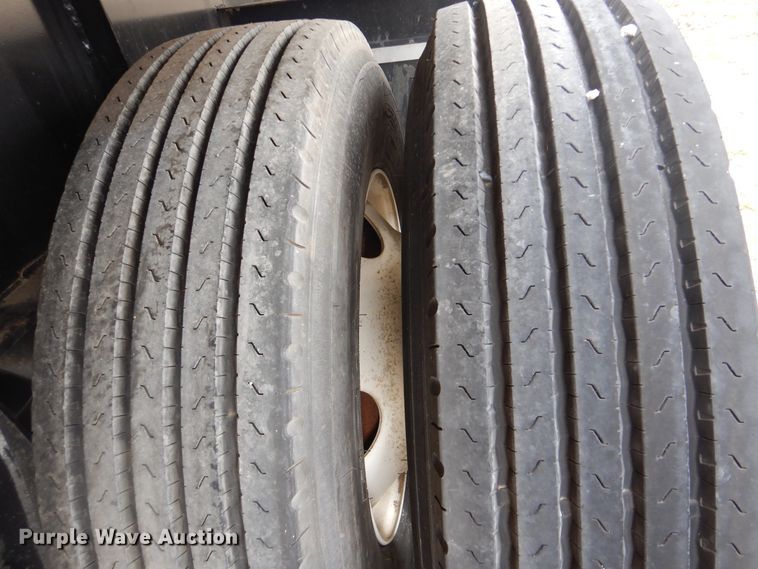 image for item GD9196 2013 Great Dane GPL0024000 flatbed trailer