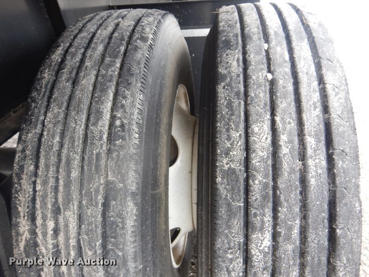 image for item GD9197 2013 Great Dane GPL00240004 flatbed trailer