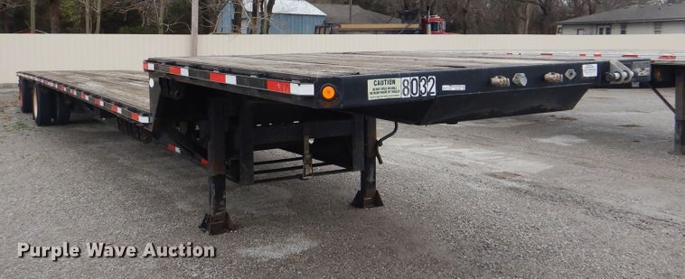image for item GD9198 2008 Aztec D8053A drop deck trailer