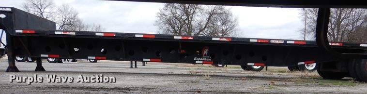 image for item GD9198 2008 Aztec D8053A drop deck trailer