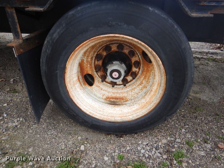 image for item GD9198 2008 Aztec D8053A drop deck trailer