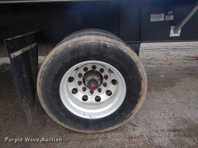 image for item GD9200 2007 Great Dane flatbed trailer