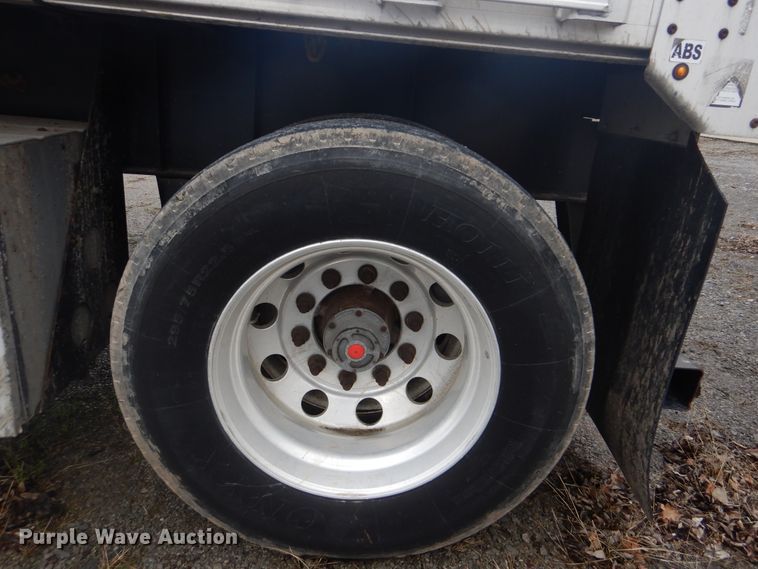 image for item GD9200 2007 Great Dane flatbed trailer