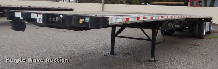 image for item GD9201 2013 Great Dane flatbed trailer