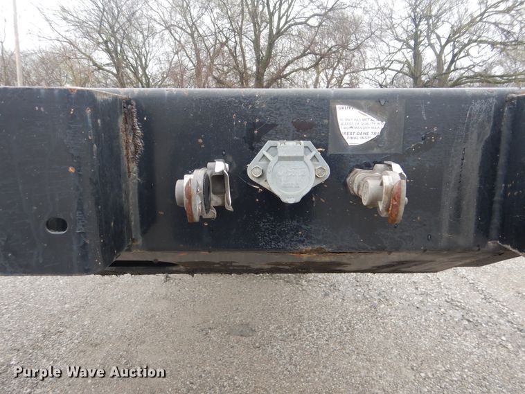 image for item GD9201 2013 Great Dane flatbed trailer