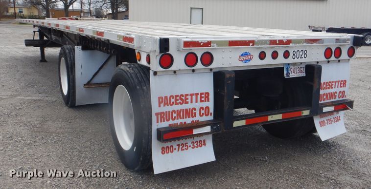 image for item GD9202 2006 Utility Trailer FS2CHA flatbed trailer