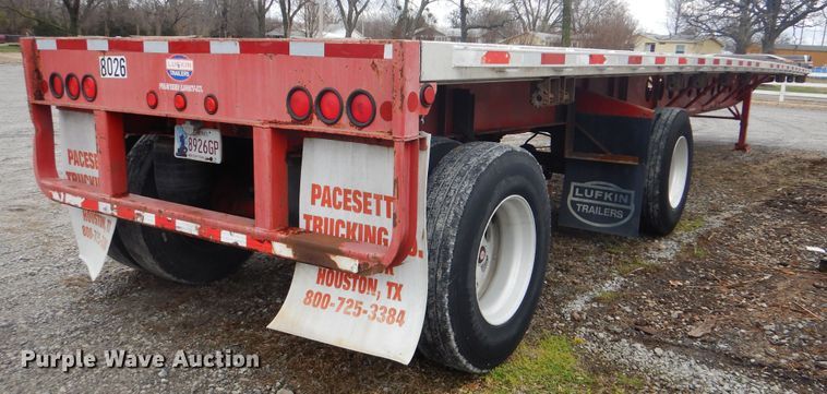 image for item GD9203 2006 Lufkin flatbed trailer