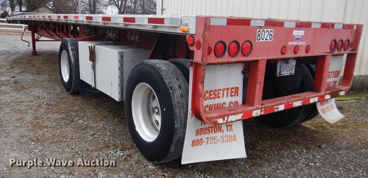 image for item GD9203 2006 Lufkin flatbed trailer