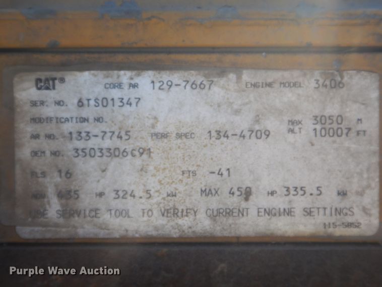 image for item GD9237 1997 International 9400 semi tuck