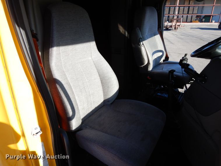 image for item GH9007 2014 Freightliner Cascadia 125 semi truck