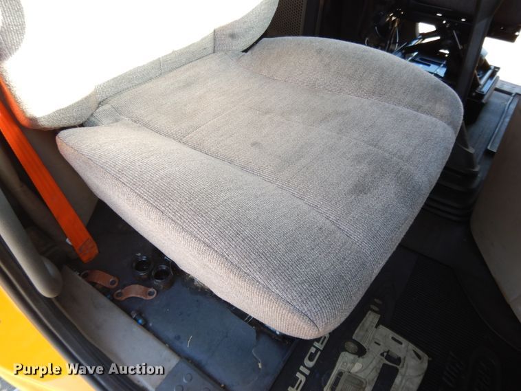 image for item GH9007 2014 Freightliner Cascadia 125 semi truck