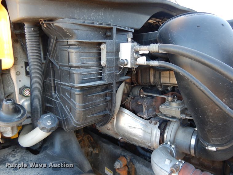 image for item GH9007 2014 Freightliner Cascadia 125 semi truck