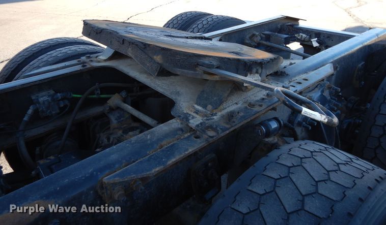 image for item GH9007 2014 Freightliner Cascadia 125 semi truck