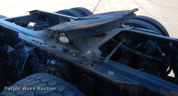 image for item GH9007 2014 Freightliner Cascadia 125 semi truck