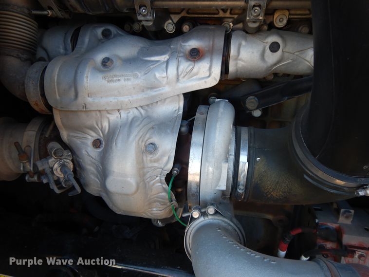 image for item GH9008 2017 Freightliner Cascadia 125 semi truck