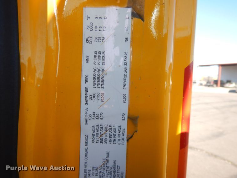 image for item GH9008 2017 Freightliner Cascadia 125 semi truck