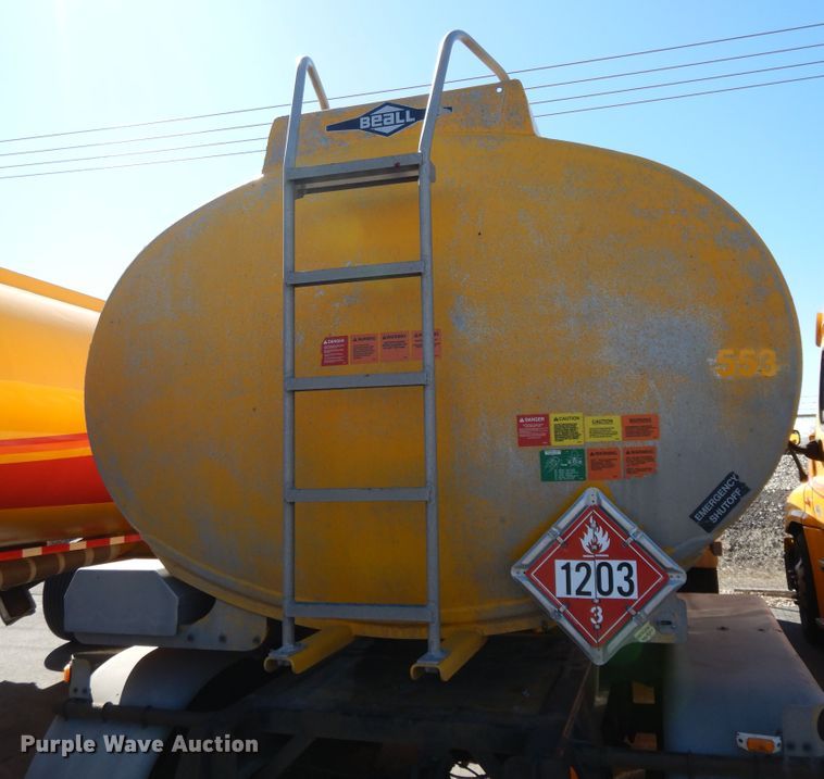 image for item GH9009 2006 Beall BATT-54-2-SB tank trailer