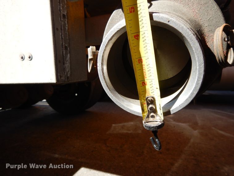 image for item GH9009 2006 Beall BATT-54-2-SB tank trailer