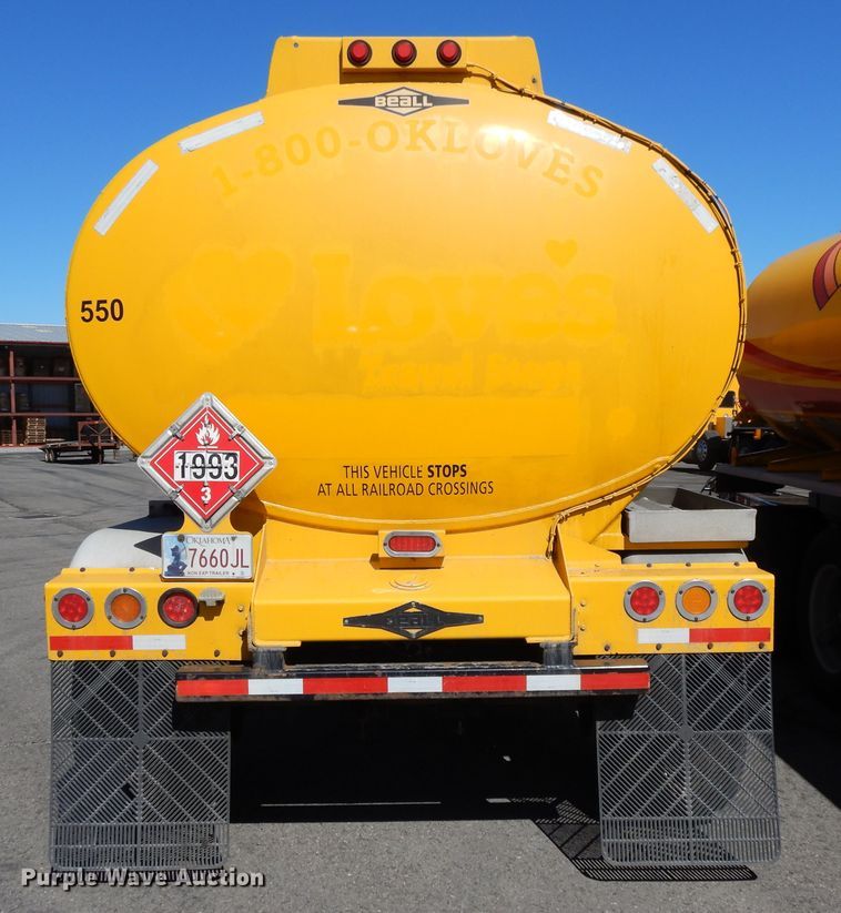 image for item GH9010 2006 Beall BATT-40-1-SB tank trailer