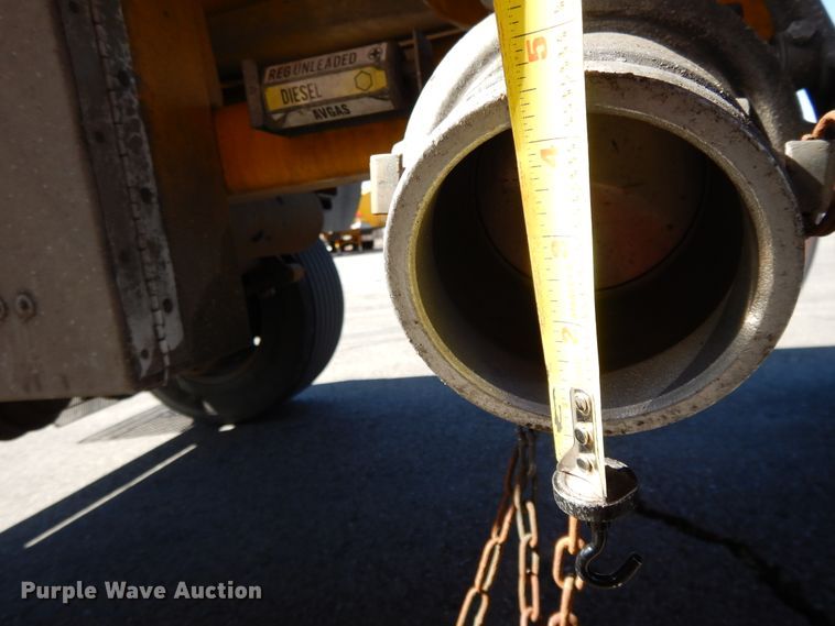 image for item GH9010 2006 Beall BATT-40-1-SB tank trailer