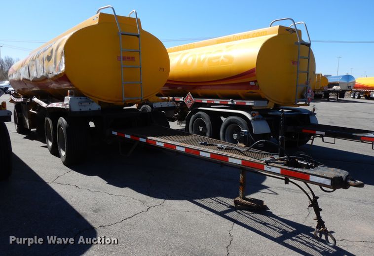 image for item GH9011 2004 Beall BATT-50-2-SB tank trailer