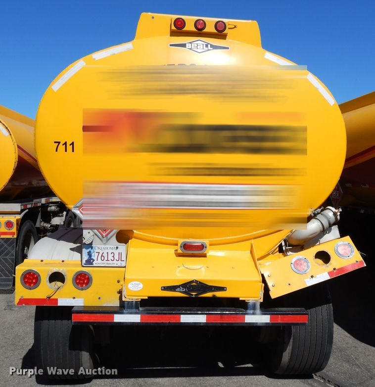 image for item GH9011 2004 Beall BATT-50-2-SB tank trailer