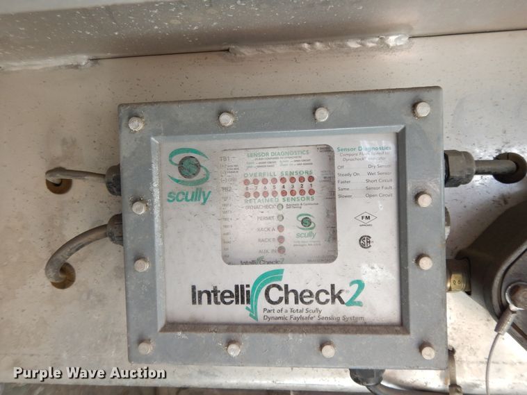 image for item GH9011 2004 Beall BATT-50-2-SB tank trailer