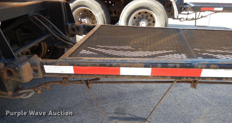 image for item GH9011 2004 Beall BATT-50-2-SB tank trailer