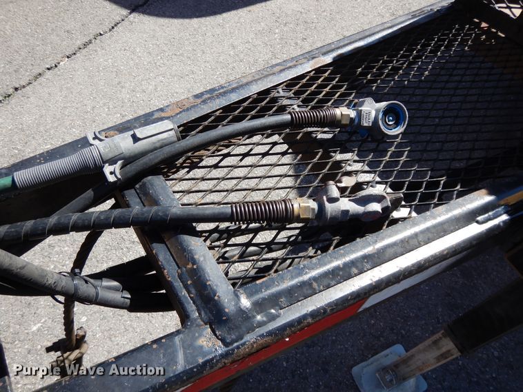 image for item GH9013 2008 Beall BATT-54-2-SB tank trailer