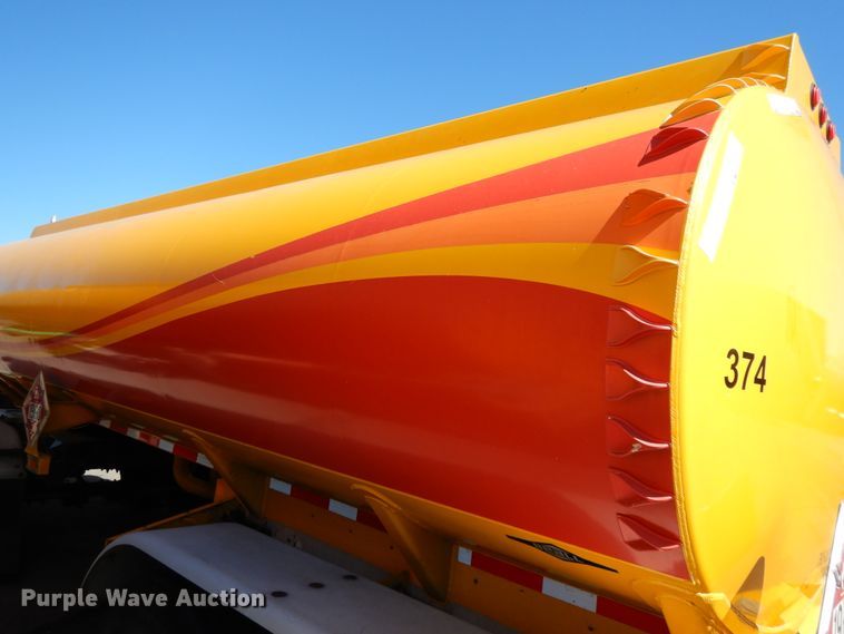 image for item GH9013 2008 Beall BATT-54-2-SB tank trailer