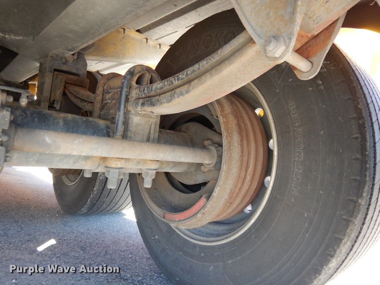 image for item GH9013 2008 Beall BATT-54-2-SB tank trailer