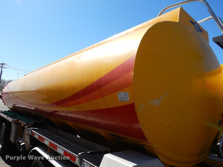 image for item GH9013 2008 Beall BATT-54-2-SB tank trailer