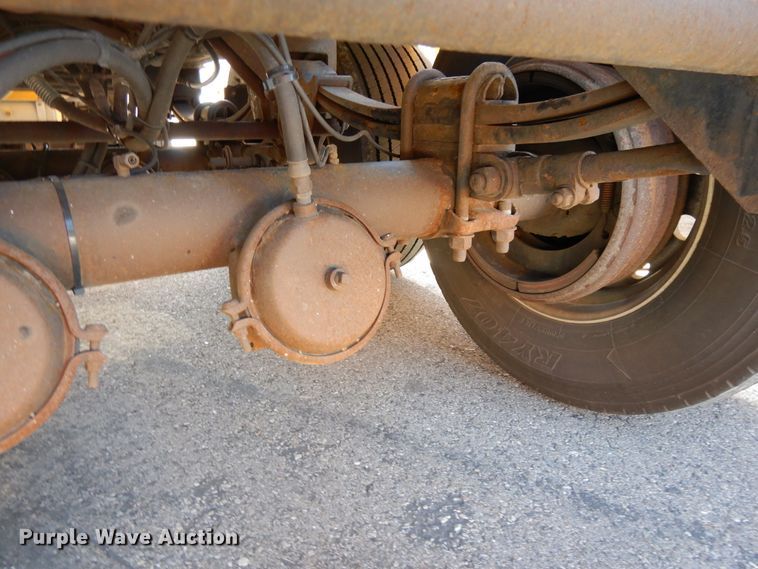 image for item GH9013 2008 Beall BATT-54-2-SB tank trailer