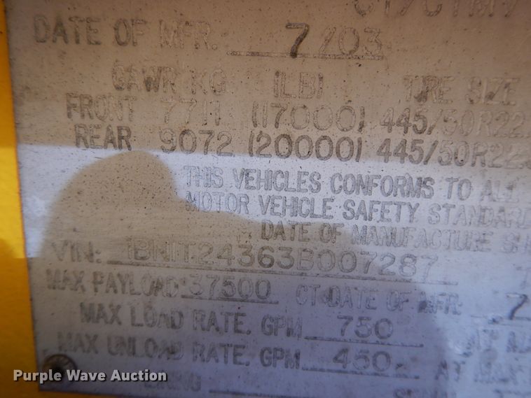 image for item GH9014 2003 Beall BATT-50-2SB tank trailer