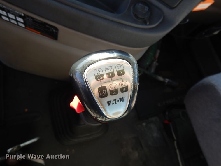 image for item GH9015 2017 Freightliner Cascadia 125 semi truck