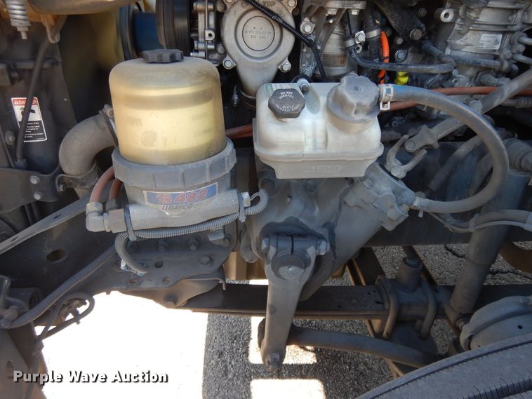 image for item GH9015 2017 Freightliner Cascadia 125 semi truck