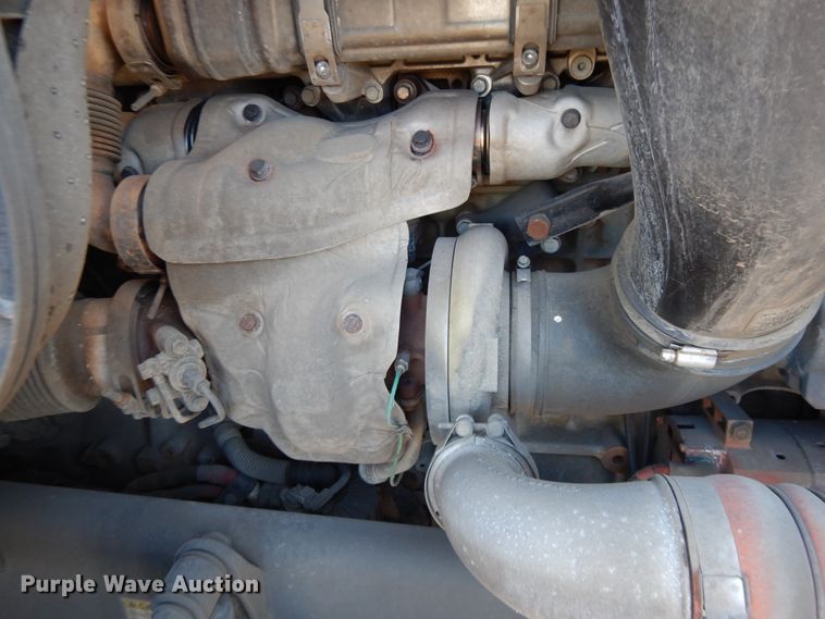 image for item GH9015 2017 Freightliner Cascadia 125 semi truck