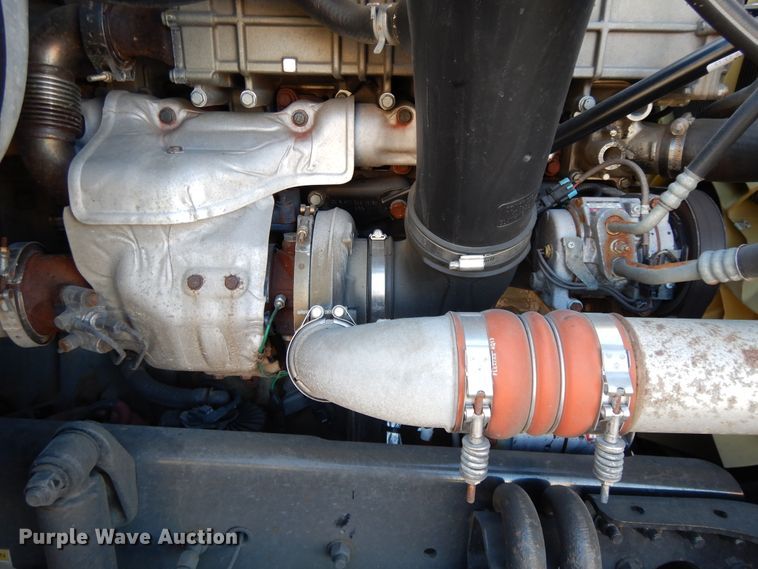 image for item GH9017 2014 Freightliner Cascadia 125 semi truck