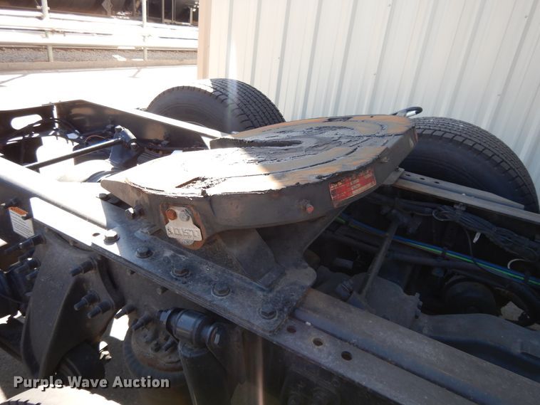 image for item GH9017 2014 Freightliner Cascadia 125 semi truck