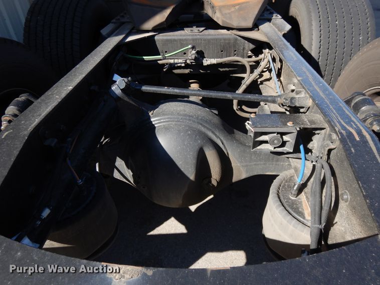 image for item GH9017 2014 Freightliner Cascadia 125 semi truck