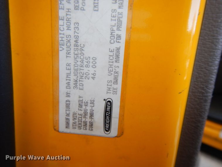 image for item GH9017 2014 Freightliner Cascadia 125 semi truck