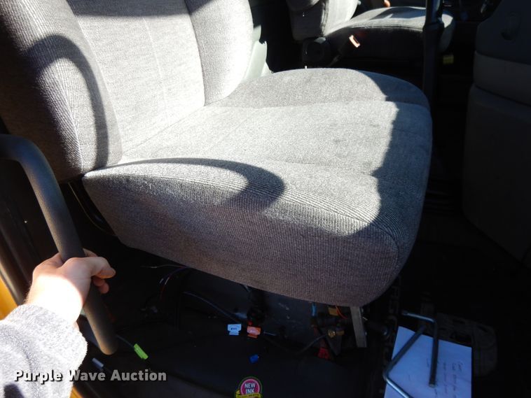 image for item GH9018 2014 Freightliner Cascadia 125 semi truck