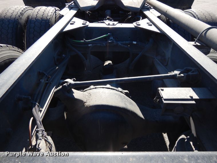 image for item GH9018 2014 Freightliner Cascadia 125 semi truck