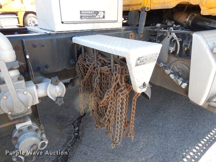 image for item GH9018 2014 Freightliner Cascadia 125 semi truck