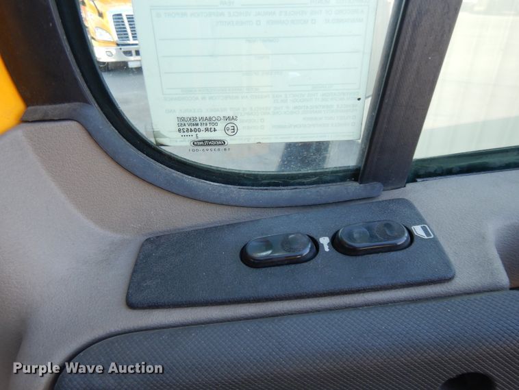 image for item GH9019 2014 Freightliner Cascadia 125 semi truck