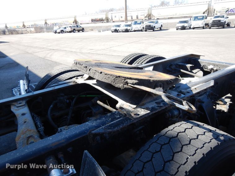 image for item GH9019 2014 Freightliner Cascadia 125 semi truck